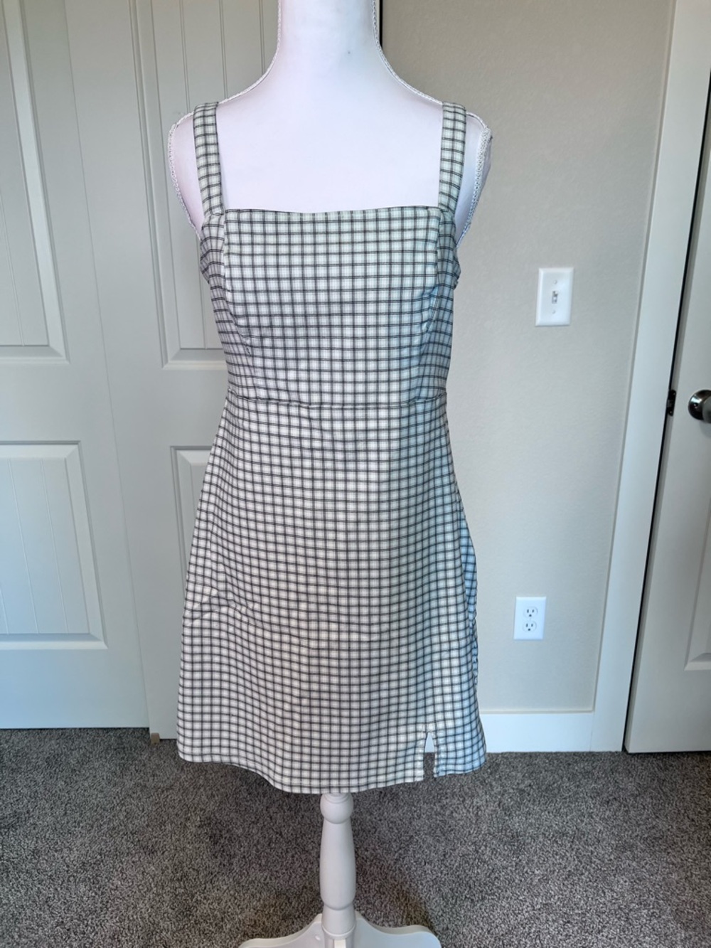Hollister Checked Mini Sundress Side Zip Adjustable Button Straps Sz Medium
